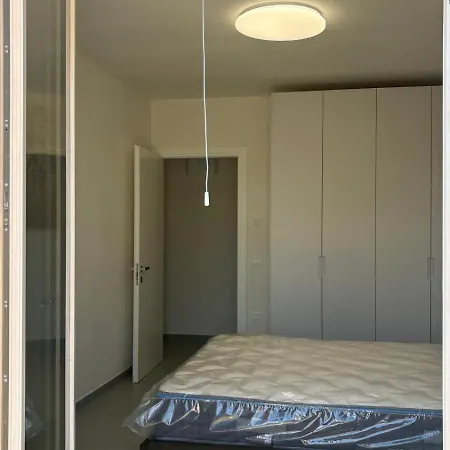 Trilocale Moderno Tra Le Colline - 15 Min Appartement